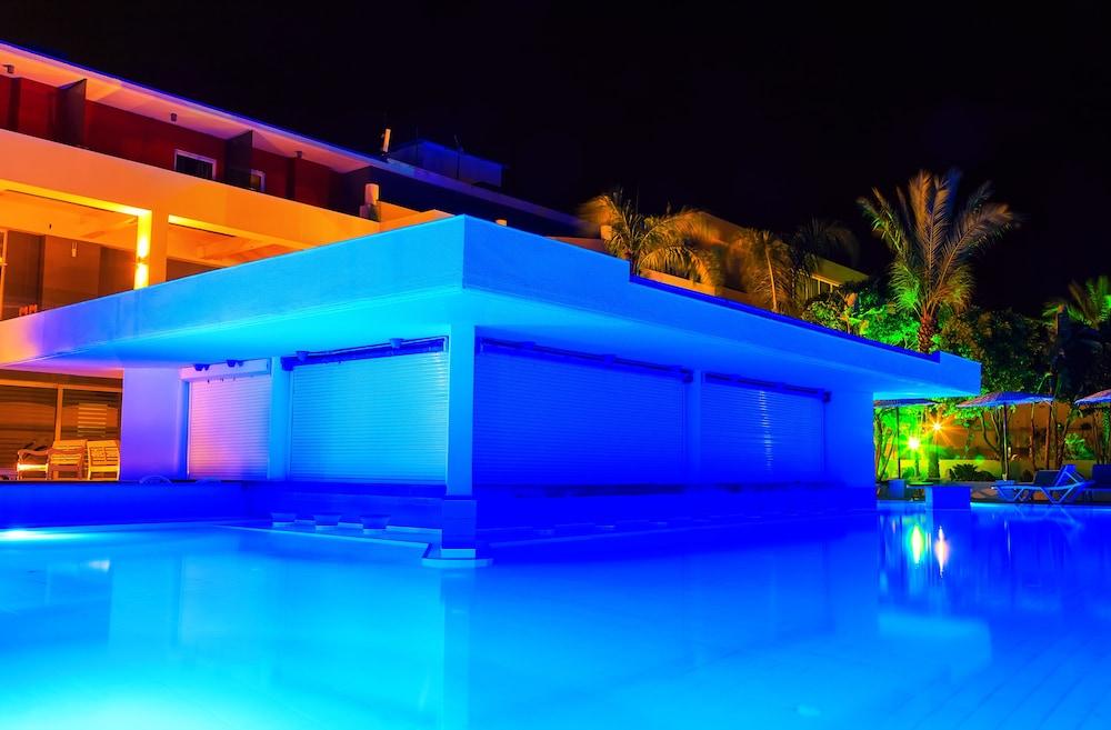 Forum Beach Lalyssos ภายนอก รูปภาพ